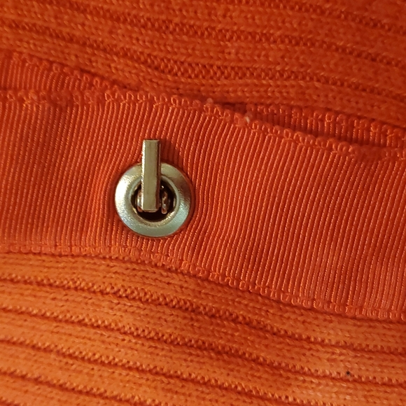 Christopher and banks sport orange ribbed xl sweater, latch hook buttons - Picture 4 of 9
